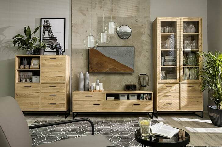 Kolekcija pohištva Fivmoro