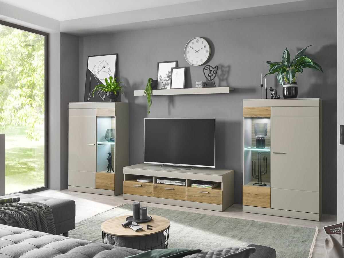 Kolekcija pohištva Romlevu