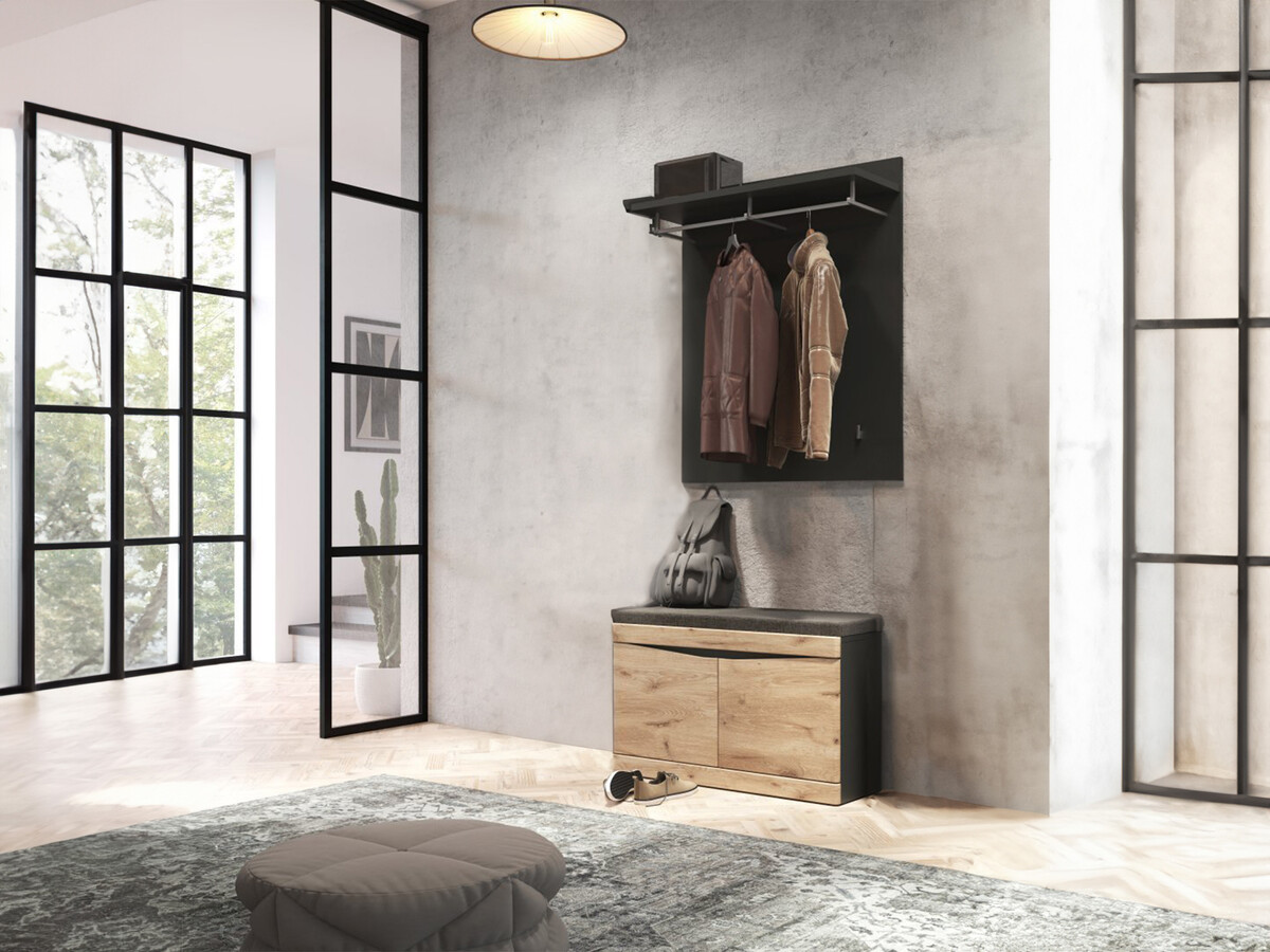 Kolekcija pohištva Tivfelu