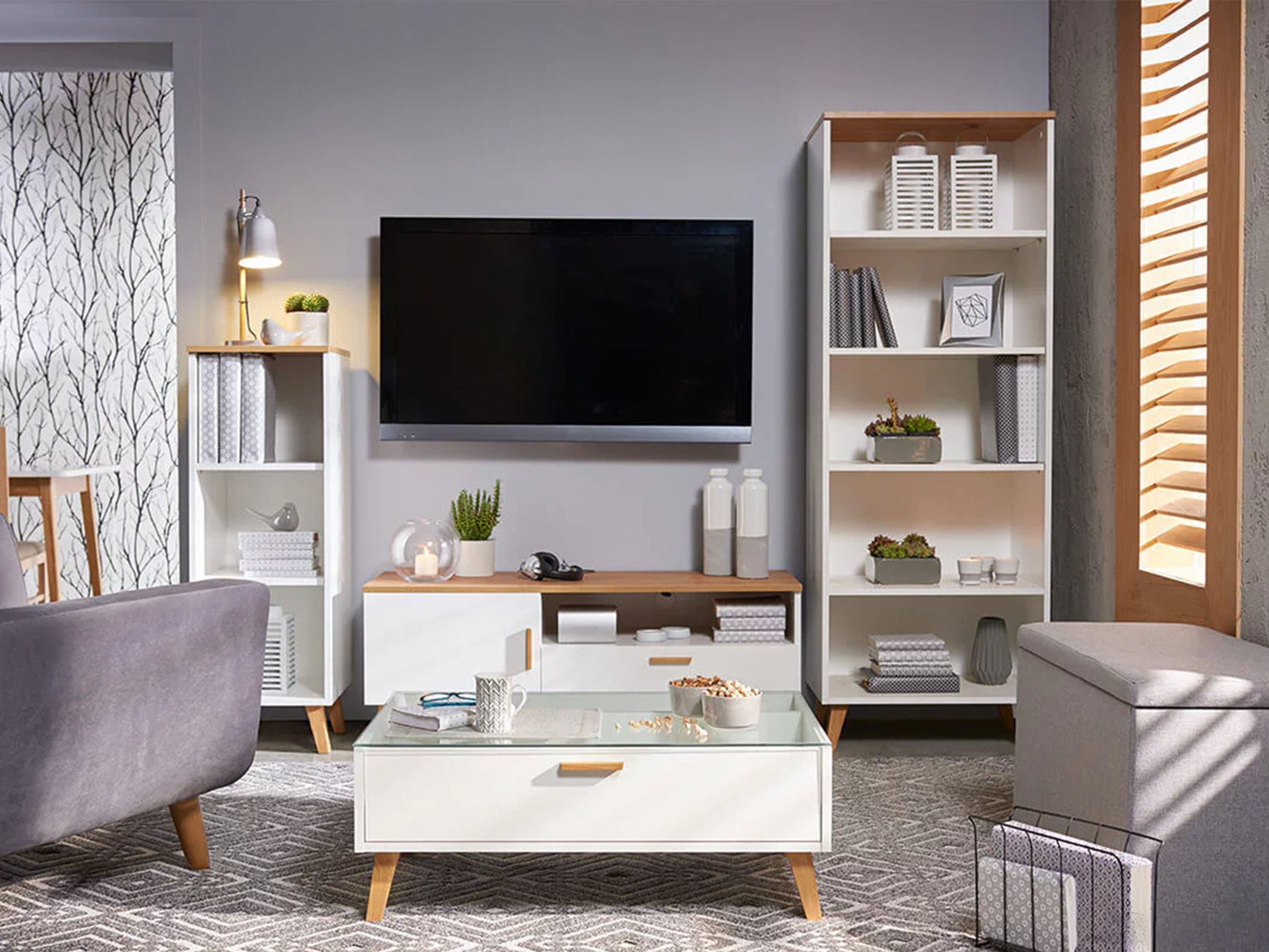 Kolekcija pohištva Fivbeli