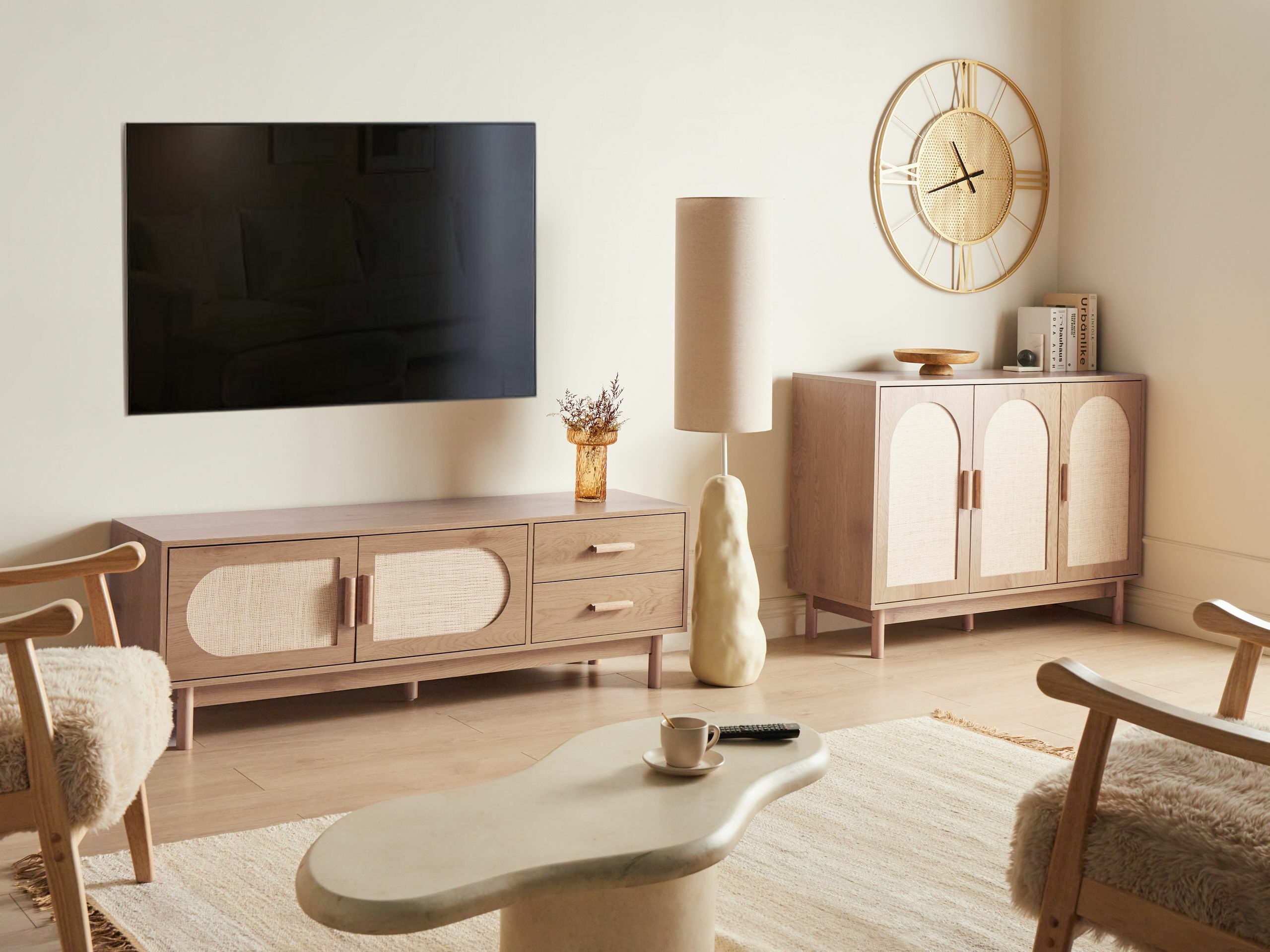 Kolekcija pohištva Cirlua