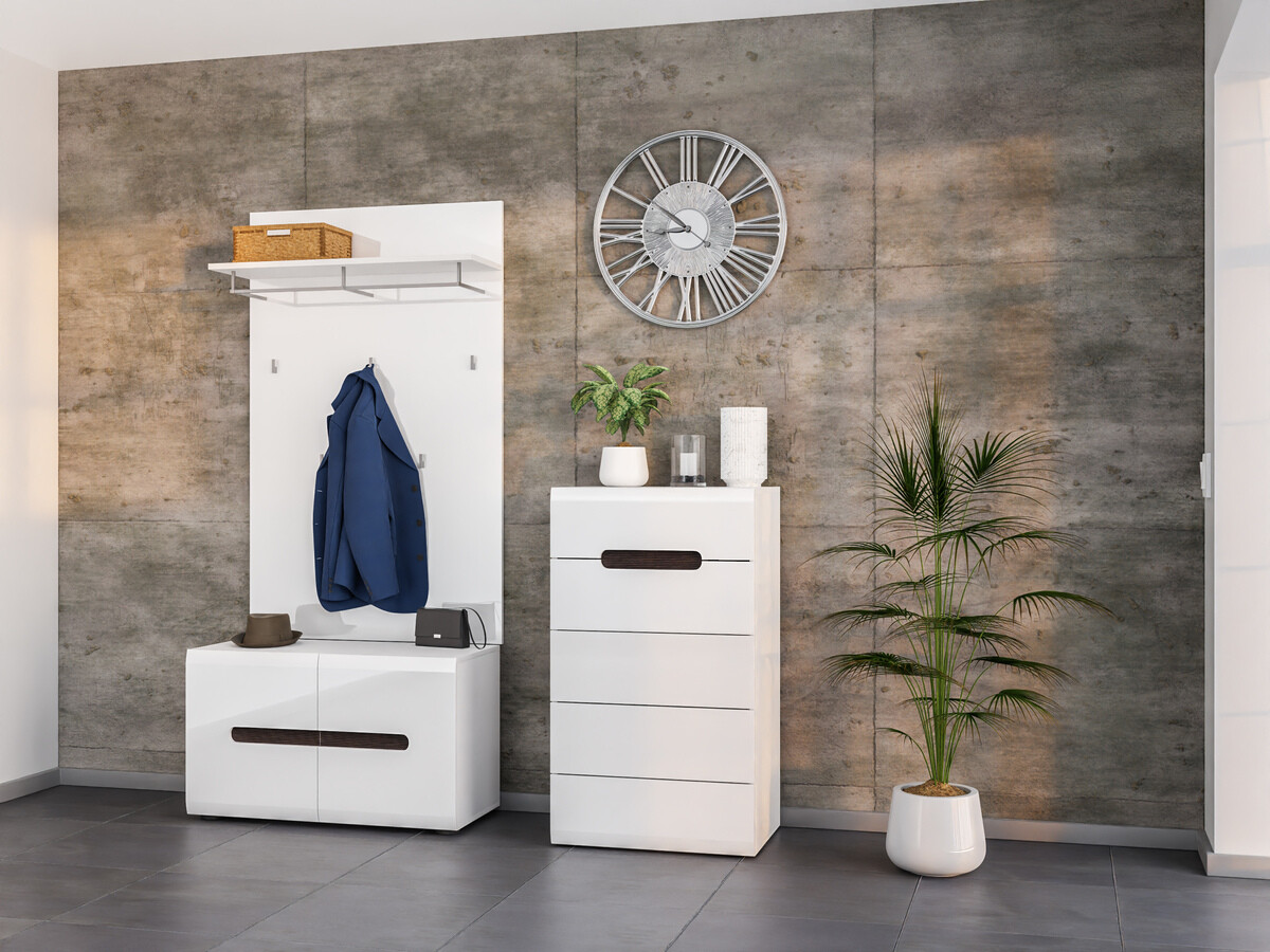 Kolekcija pohištva Serveso