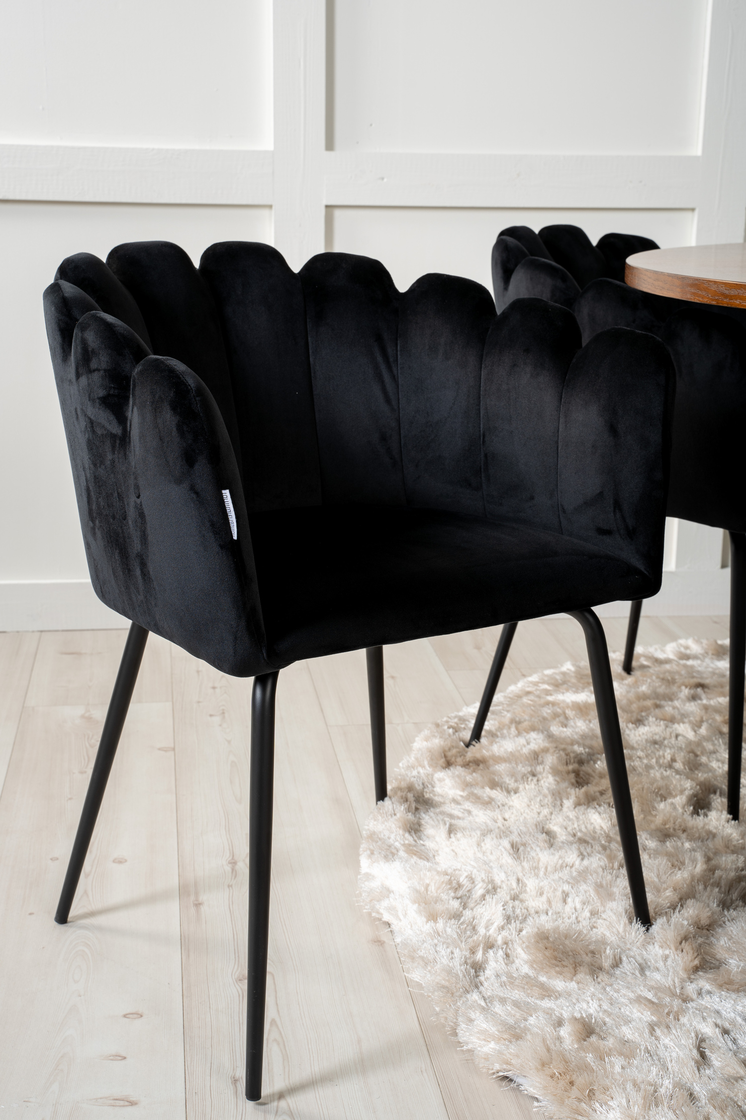 Jedilniški komplet Dallas 311 (Črna)