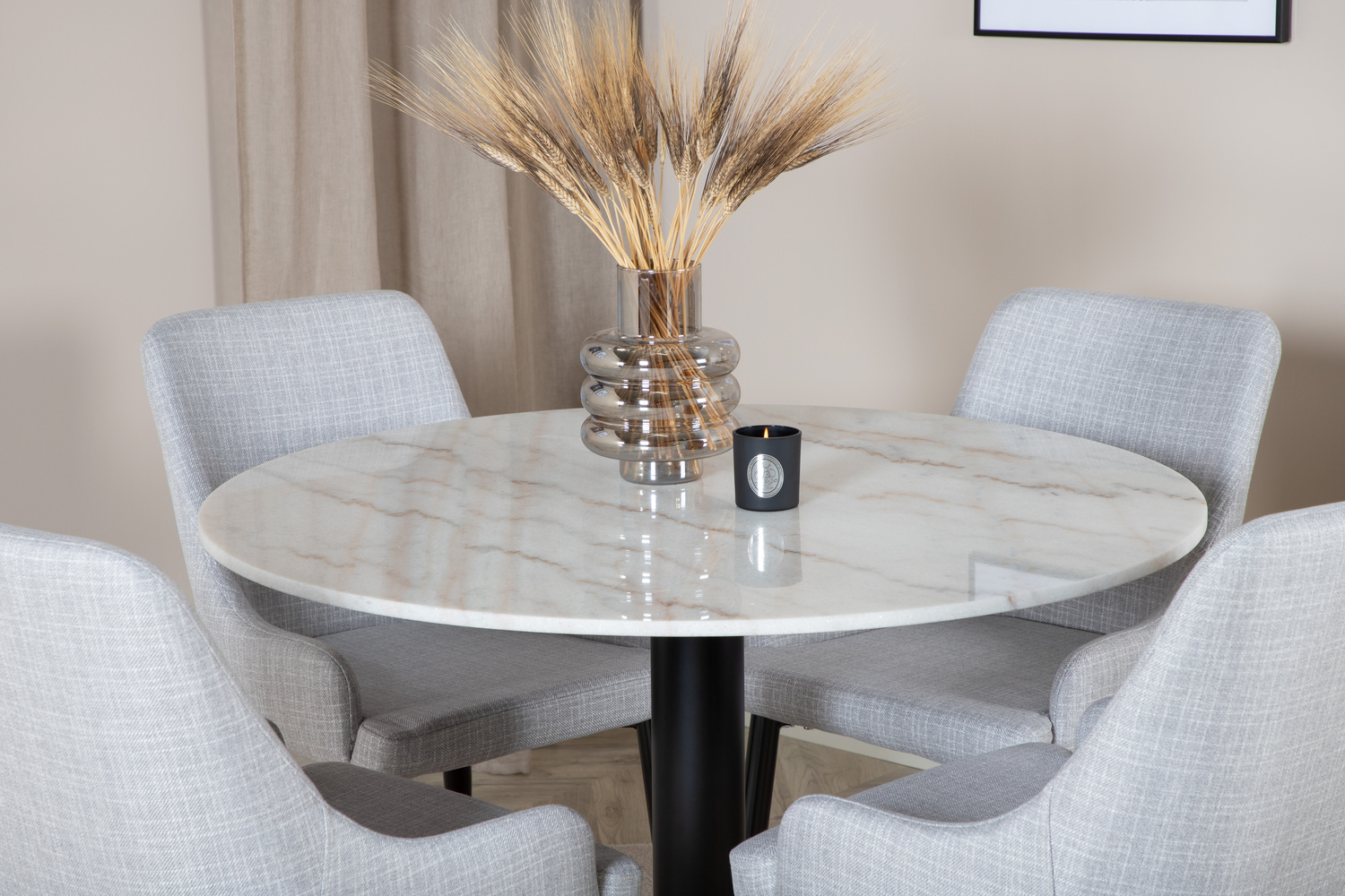 Jedilniški komplet Dallas 1300 (Svetlo siva + Črna)