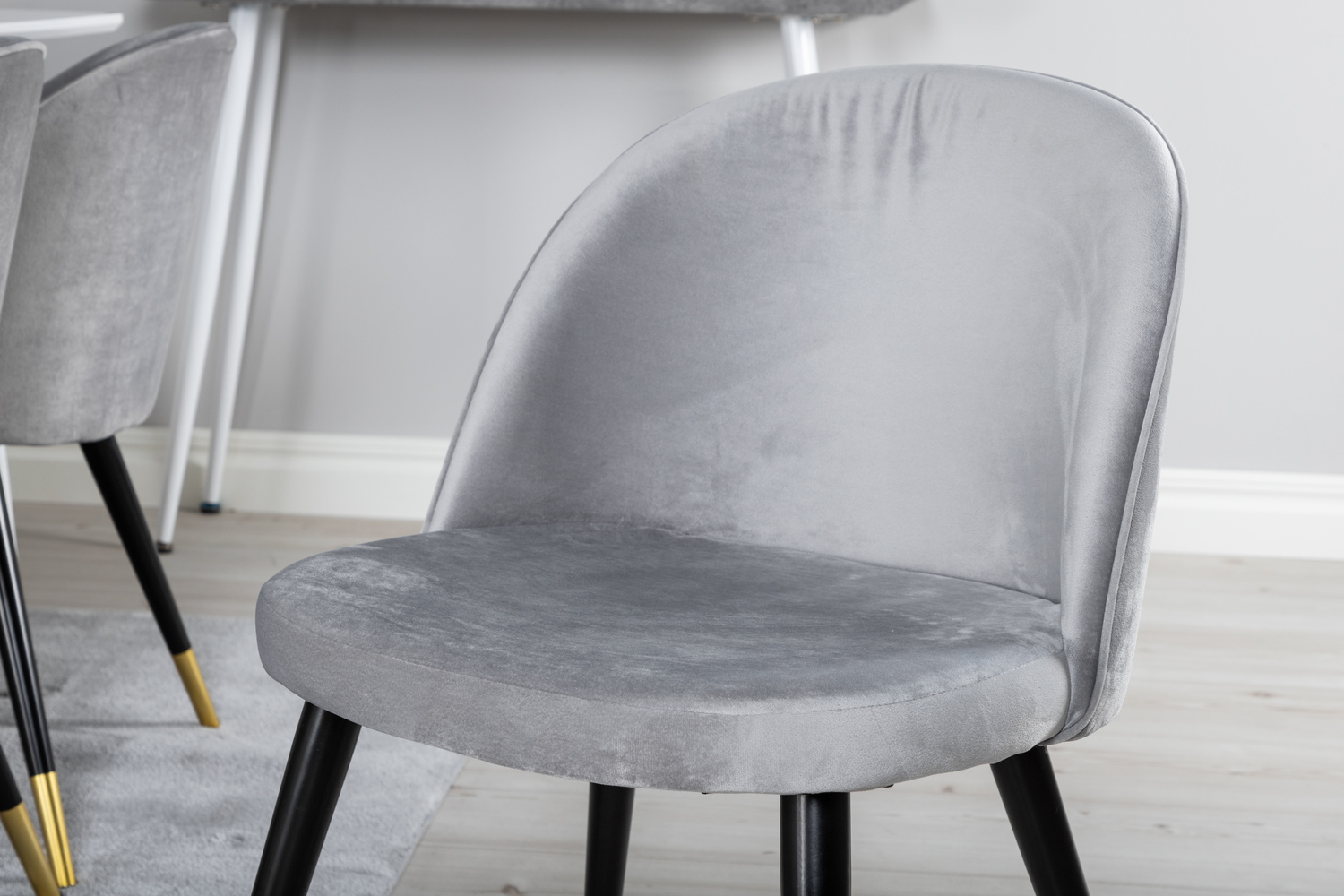 Jedilniški komplet Dallas 1908