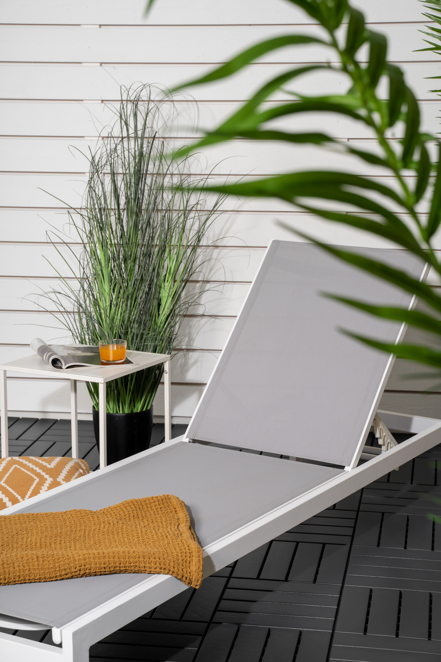 Vrtni ležalnik Dallas 2314 (Bela + Siva)