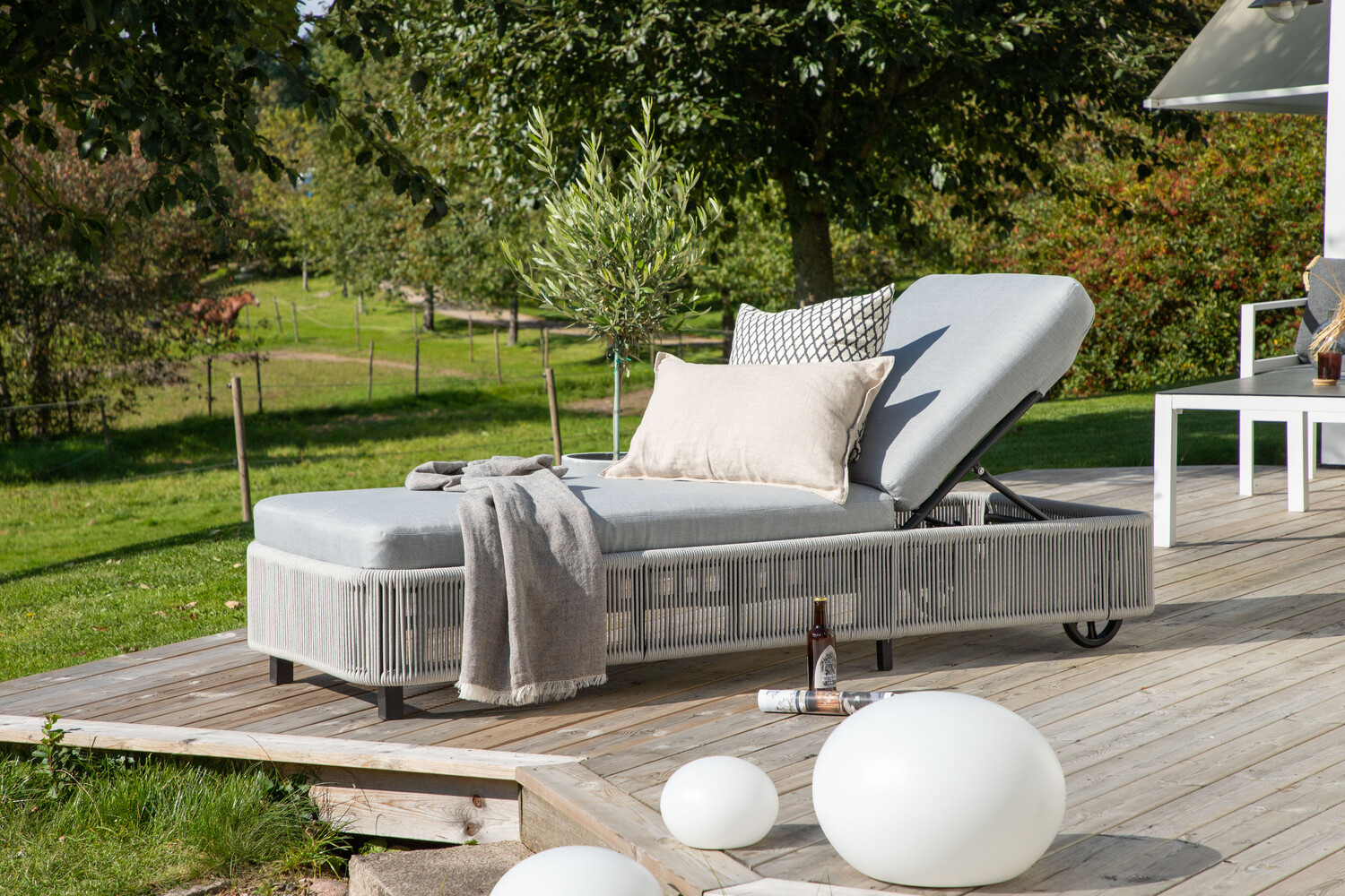 Vrtni ležalnik Dallas 2320 (Siva + Črna)