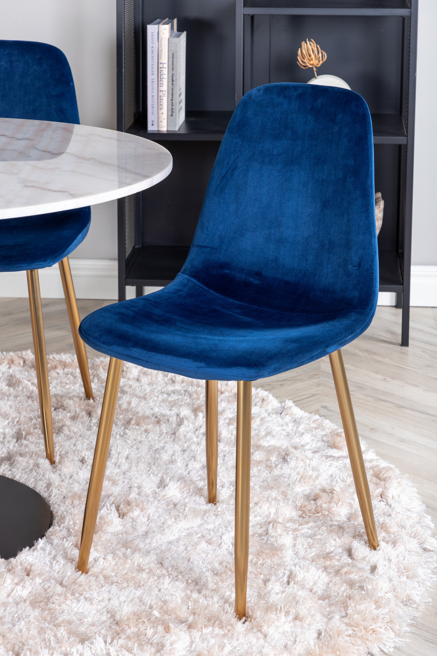 Jedilniški komplet Dallas 2628 (Beli marmor + Črna)