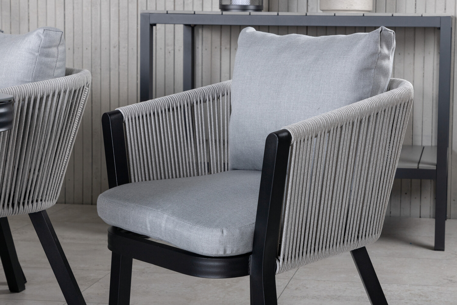 Komplet mize in stolov Dallas 3020 (Črna + Siva)