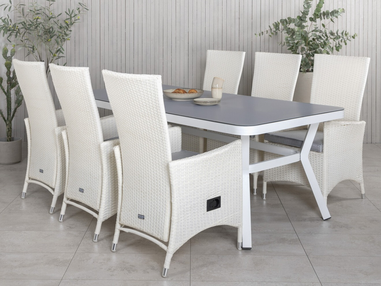 Komplet mize in stolov Dallas 2384