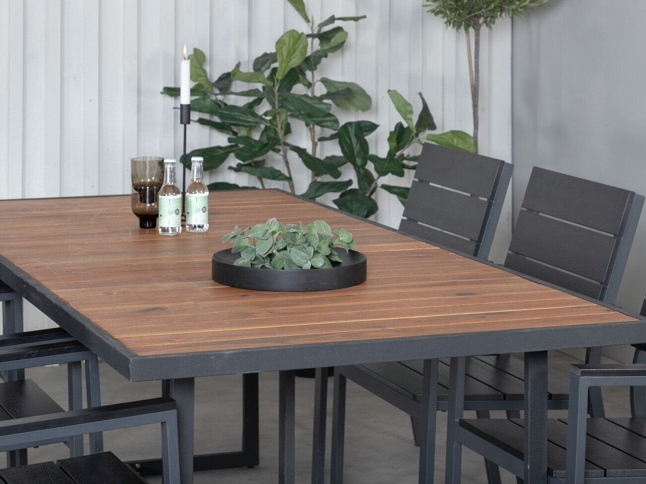 Komplet mize in stolov Dallas 2923