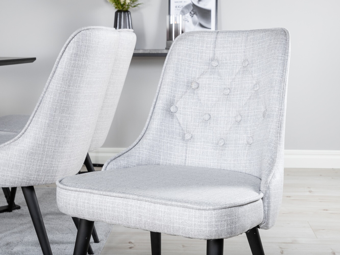 Jedilniški komplet Dallas 1629 (Siva)