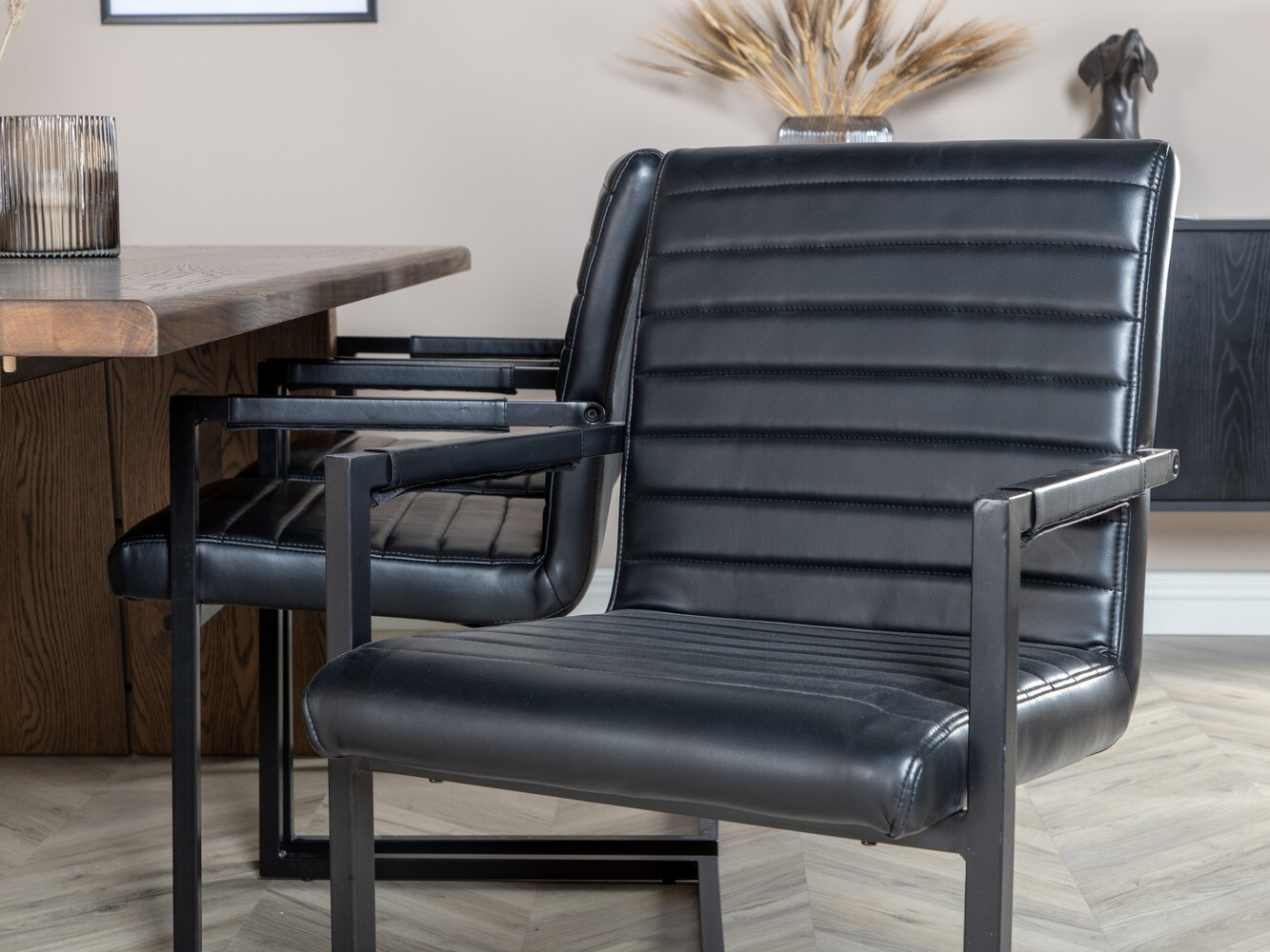 Jedilniški komplet Dallas 1848