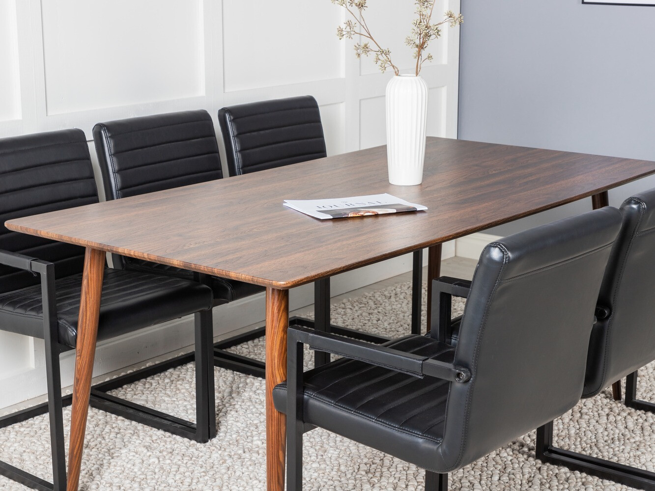 Jedilniški komplet Dallas 1884