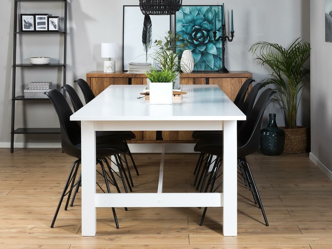 Jedilniški komplet Scandinavian Choice 575 (Črna + Srebrna)