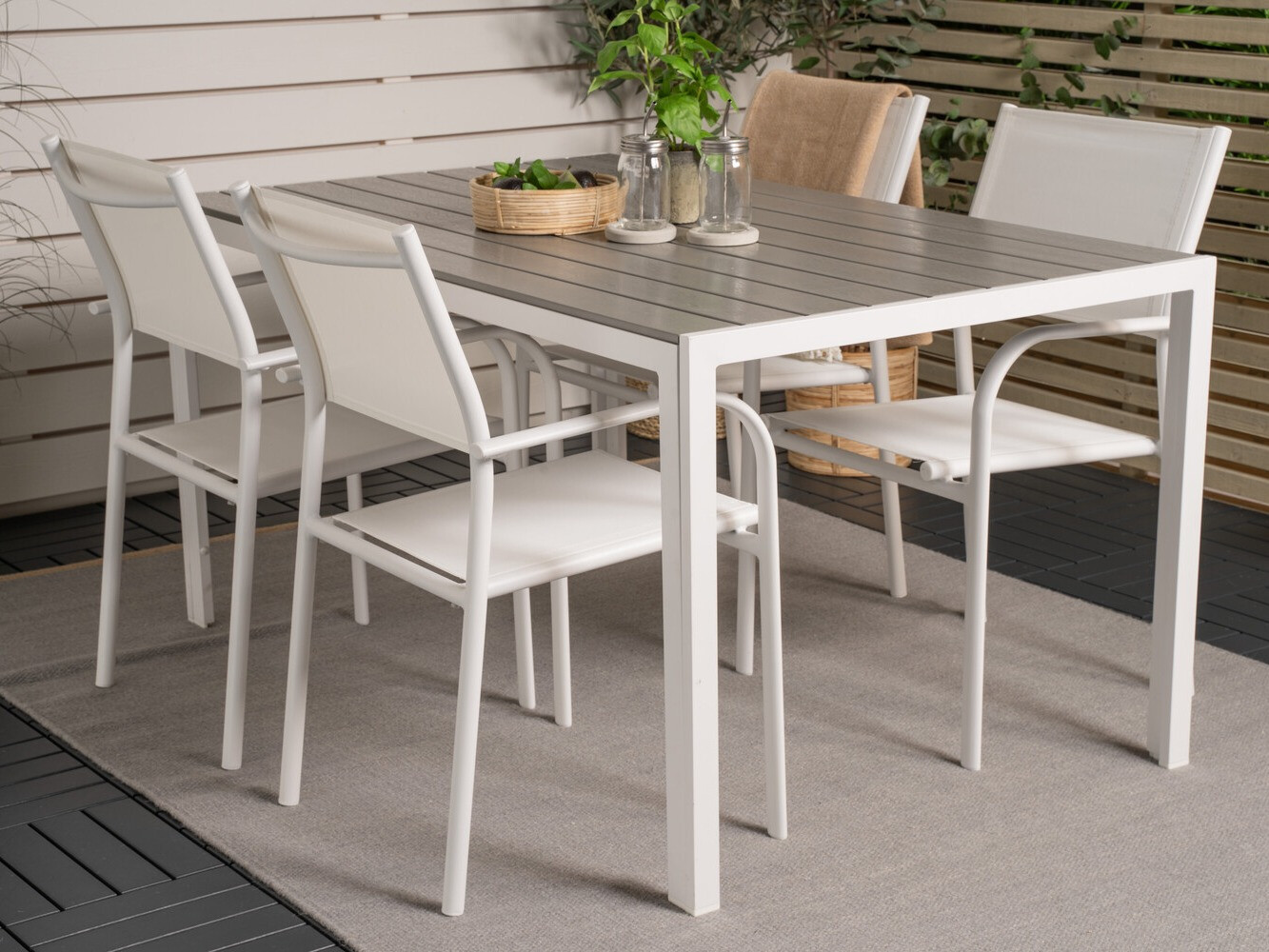 Komplet mize in stolov Dallas 2206