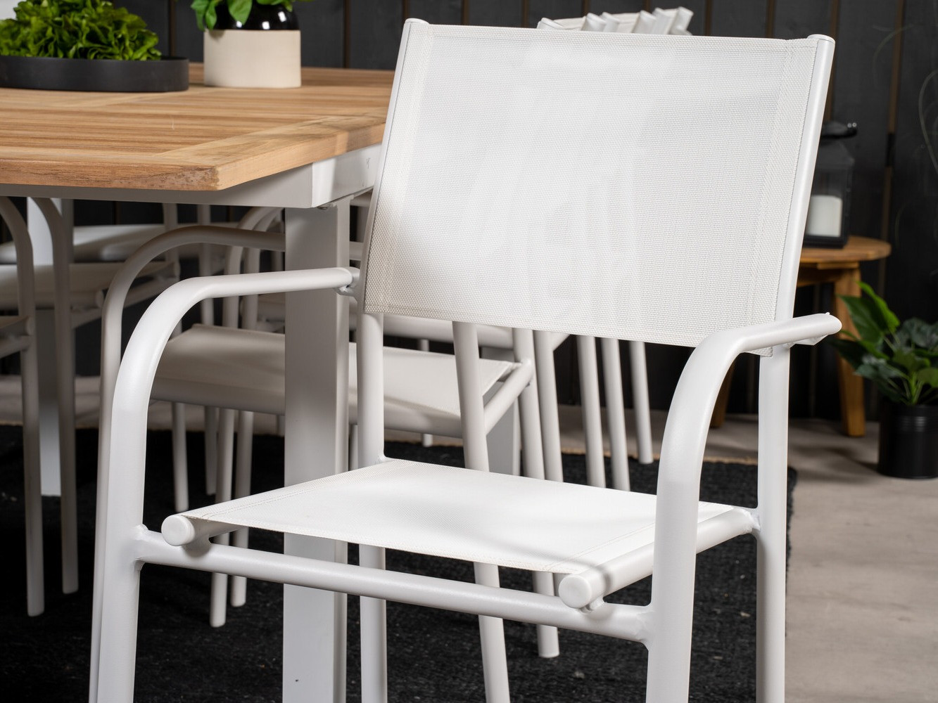 Komplet mize in stolov Dallas 2374