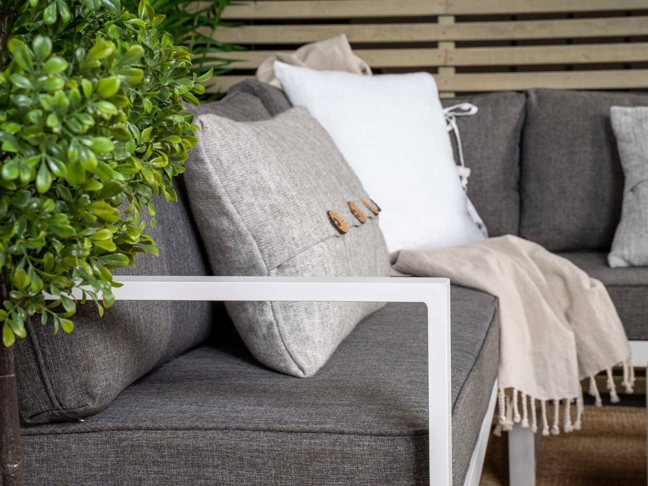 Komplet vrtnega pohištva Dallas 773 (Bela + Siva)