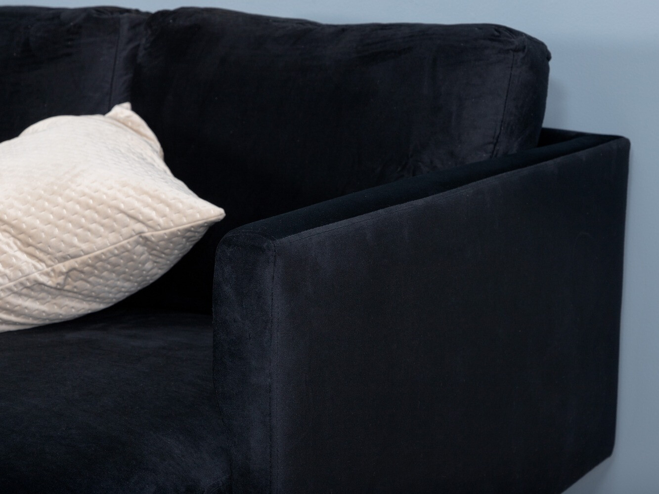 Kotna garnitura Fercame 102 (Črna)