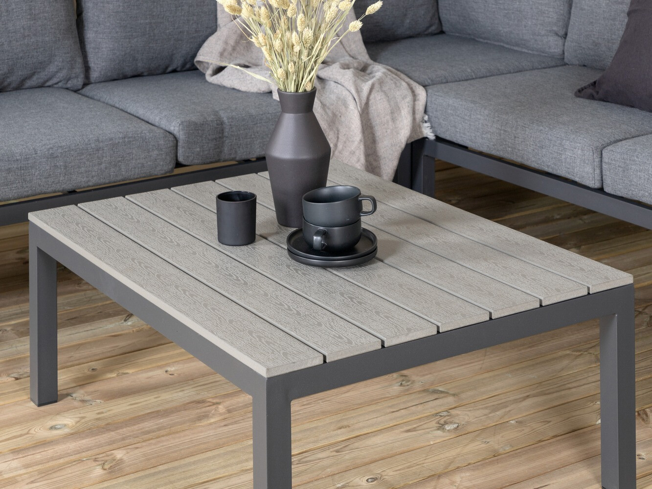 Komplet vrtnega pohištva Dallas 2158 (Črna + Siva)