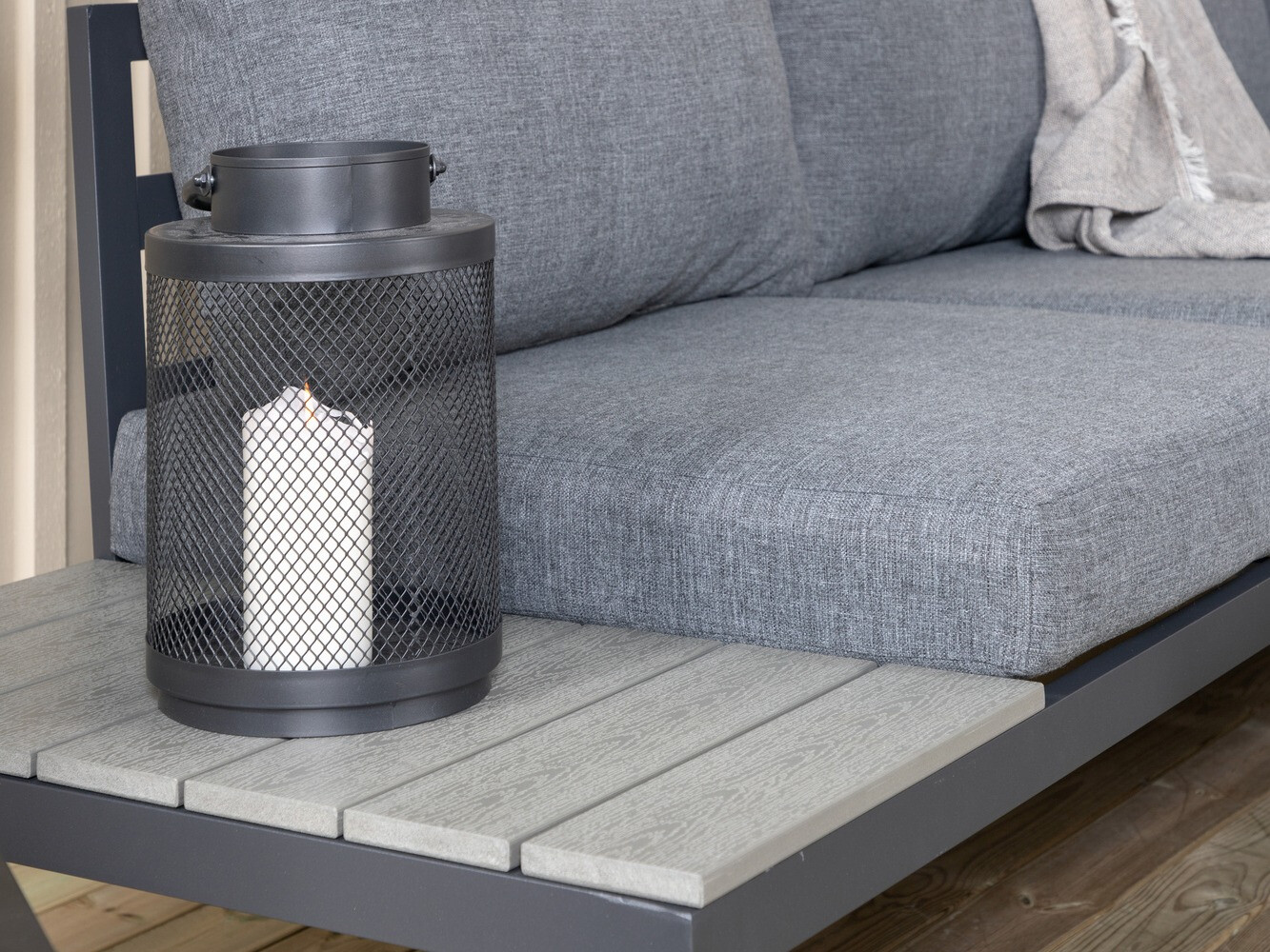 Komplet vrtnega pohištva Dallas 2158 (Črna + Siva)