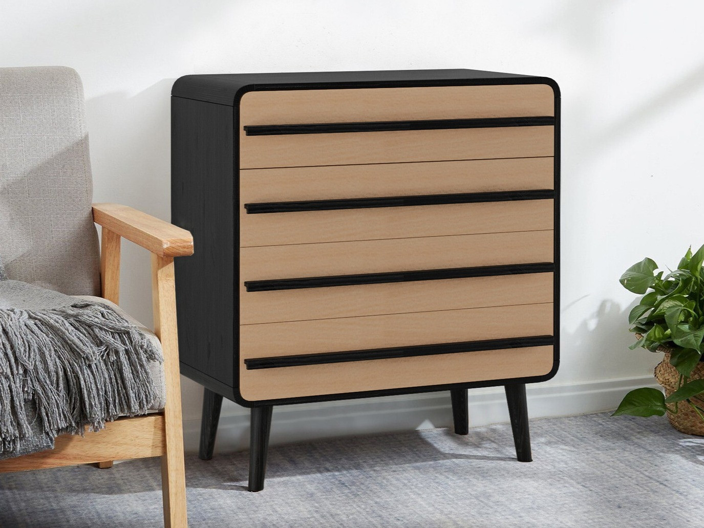 Komoda Denton 566 (Črna + Hrast)