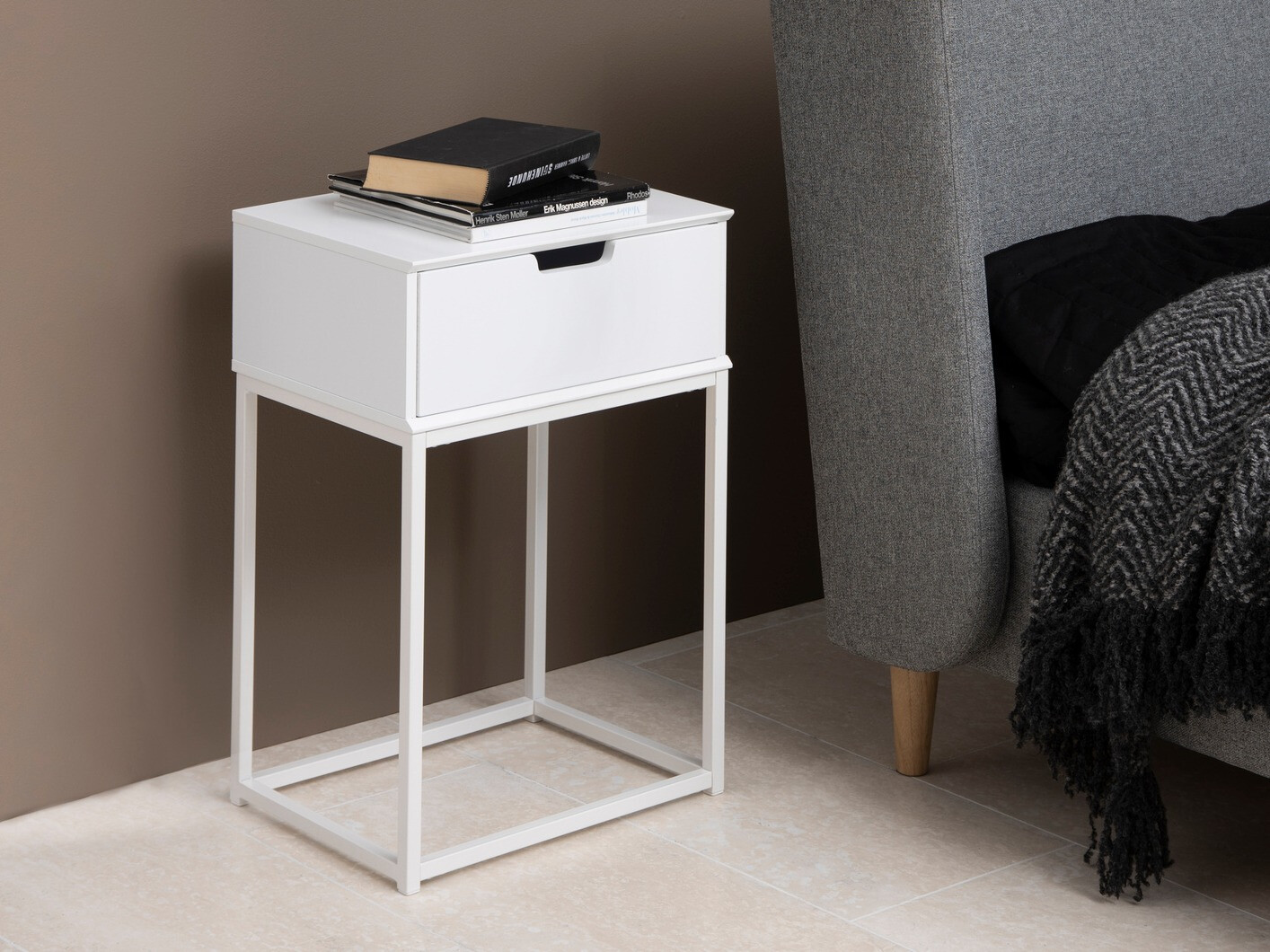 Nočna omarica Norsica 106 (Bela)