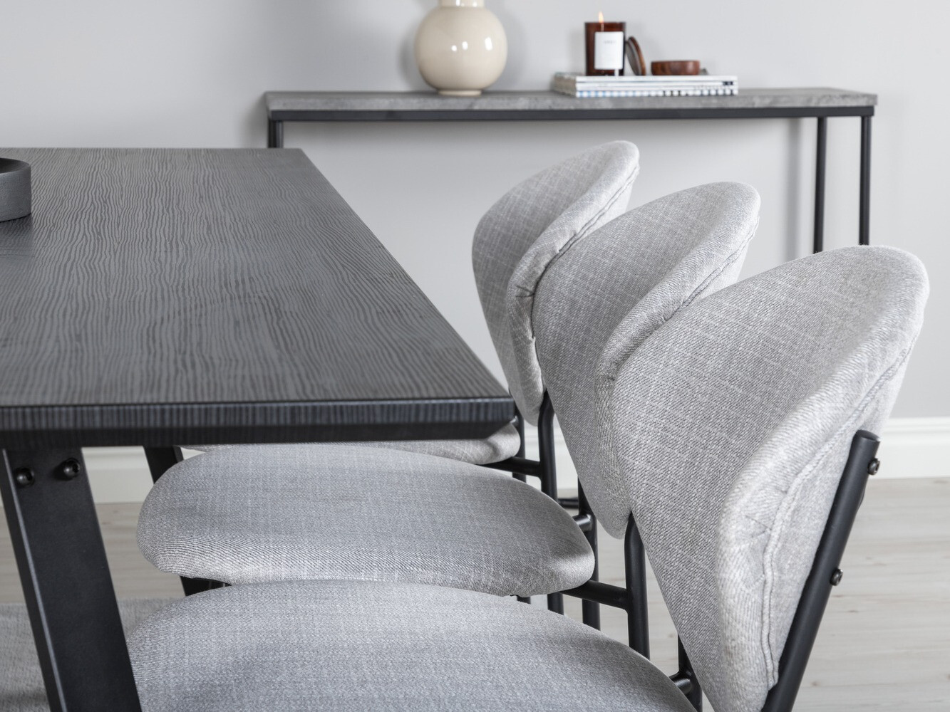 Miza Dallas 372 (Črna)