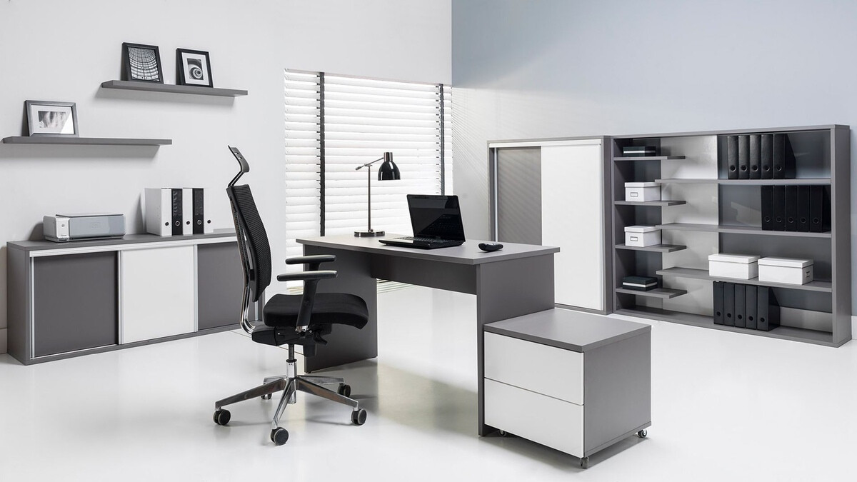 Regal Avitori 104