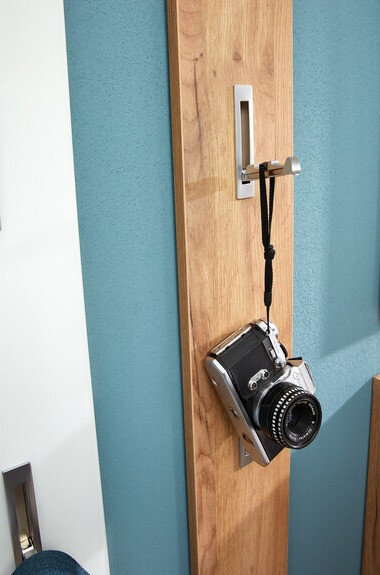 Obešalnik Sacramento 183 (Navarra hrast)