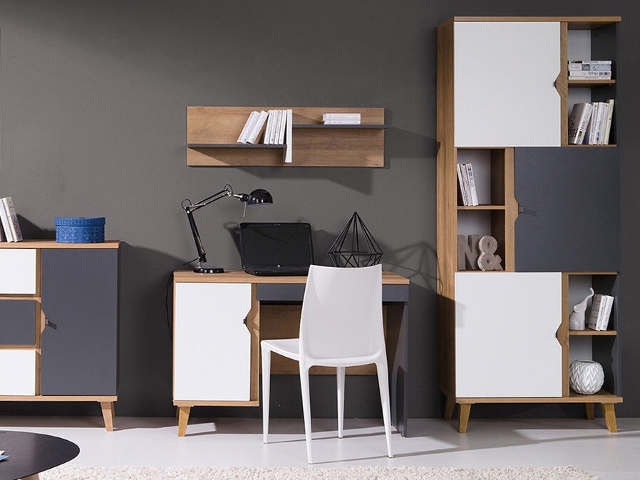 Stenska polica Etrmoru 130