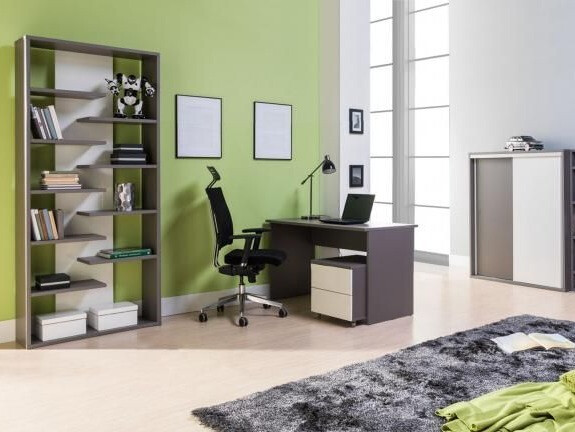 Predalnik Avitori 102