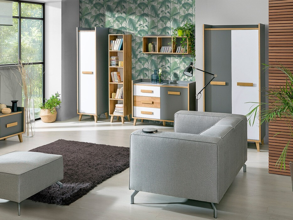 Stenska polica Oderevu 111