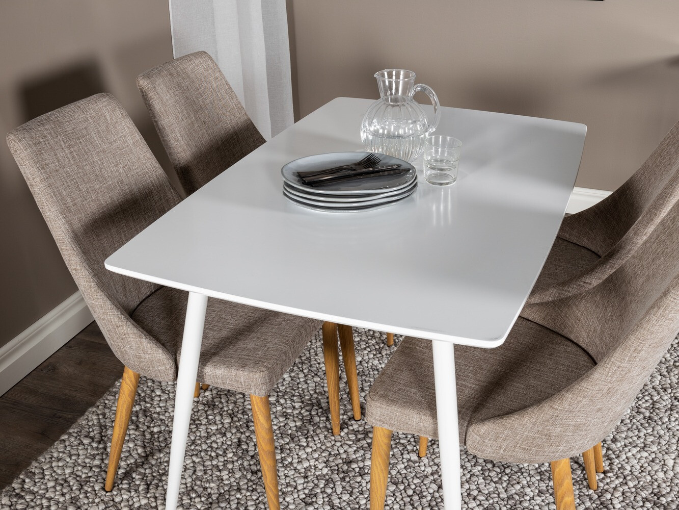 Jedilniški komplet Dallas 2025