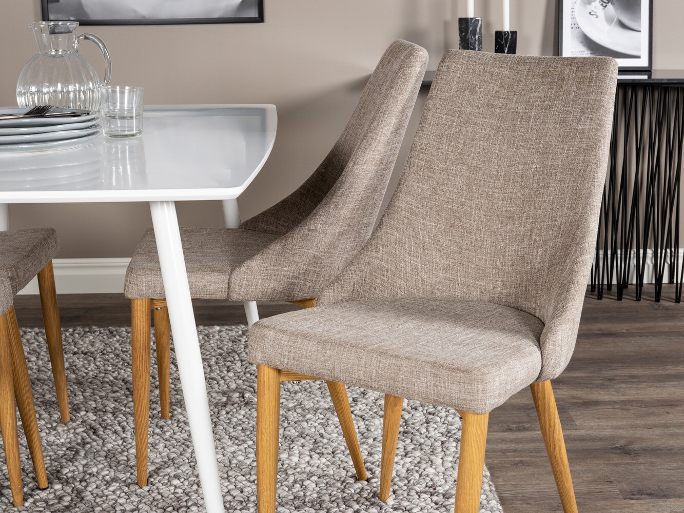 Jedilniški komplet Dallas 2025