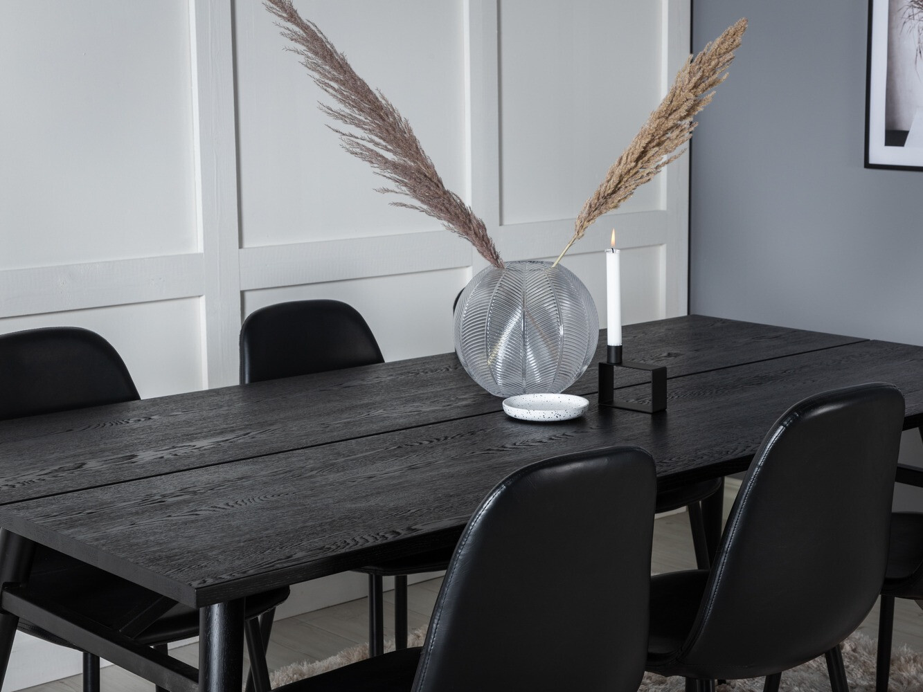 Jedilniški komplet Dallas 1681 (Črna)