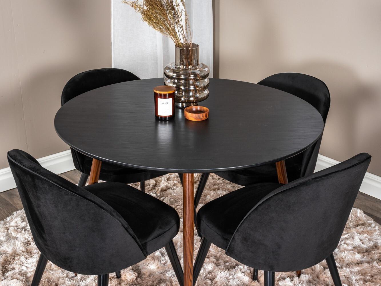 Jedilniški komplet Dallas 2032