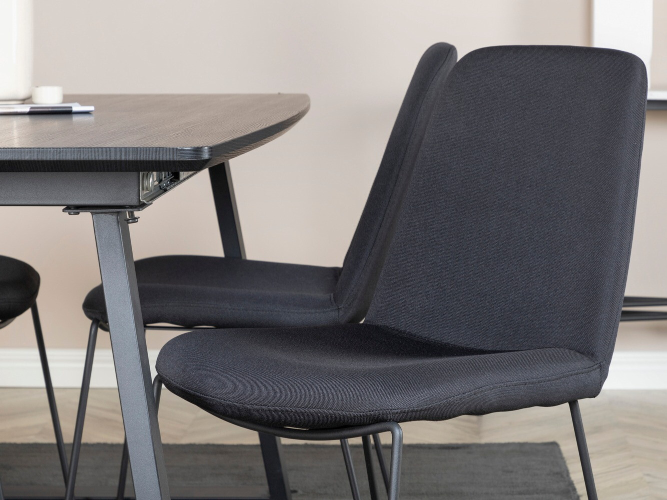 Jedilniški komplet Dallas 2003