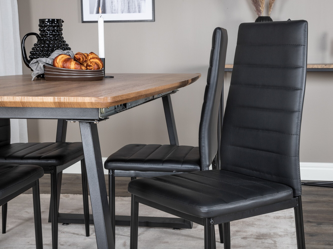 Jedilniški komplet Dallas 322