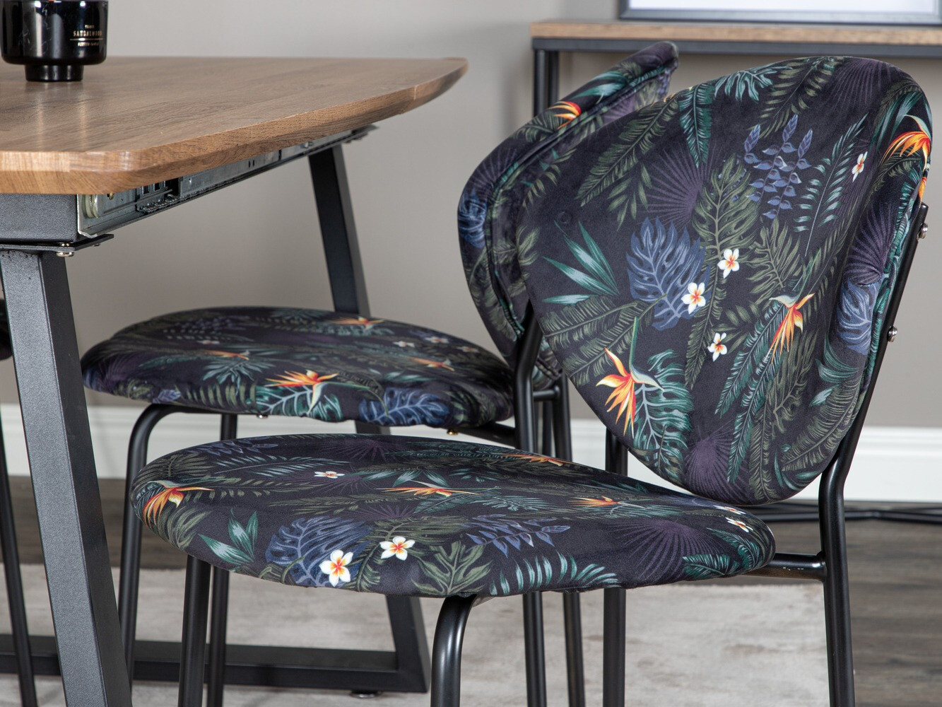 Jedilniški komplet Dallas 325