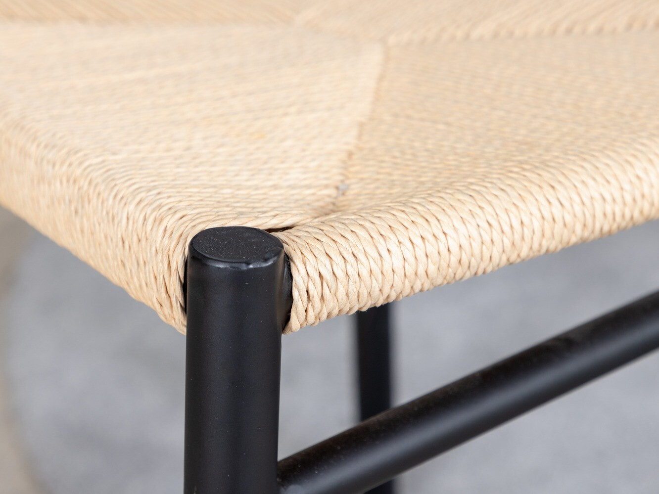 Jedilniški komplet Dallas 1137 (Svetel les + Črna)