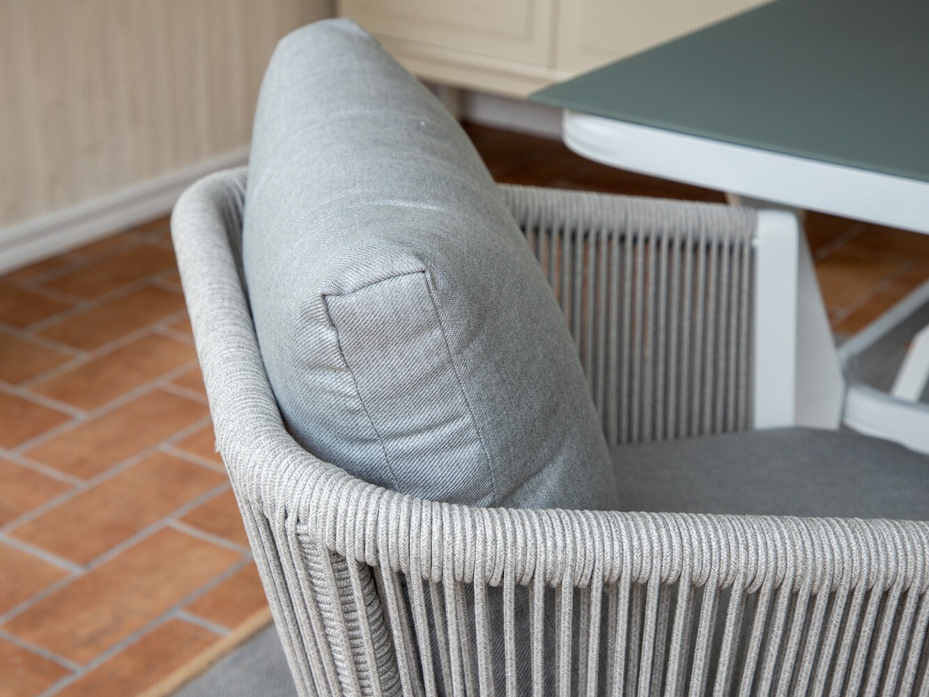 Komplet mize in stolov Dallas 1280