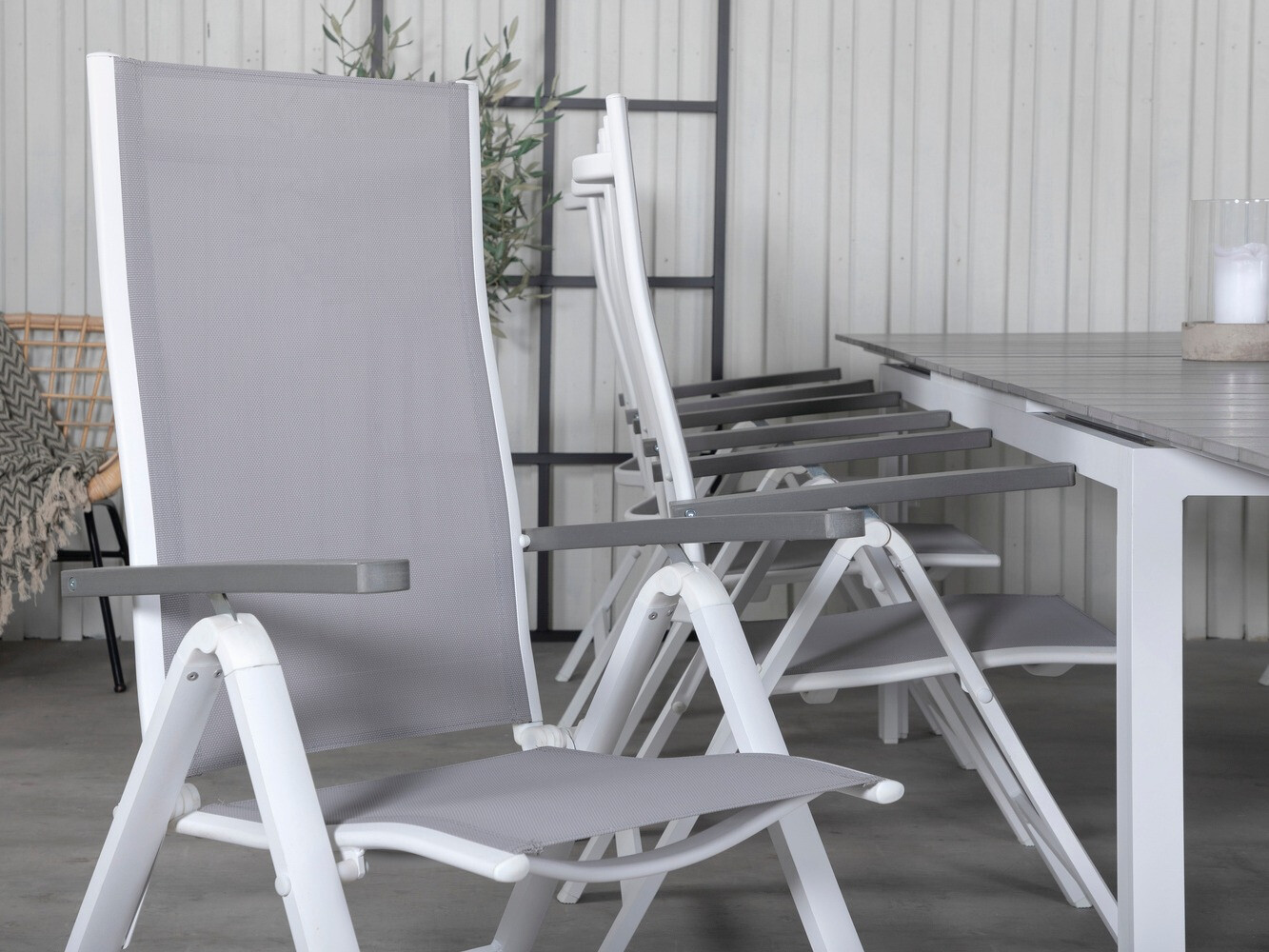 Komplet mize in stolov Dallas 703