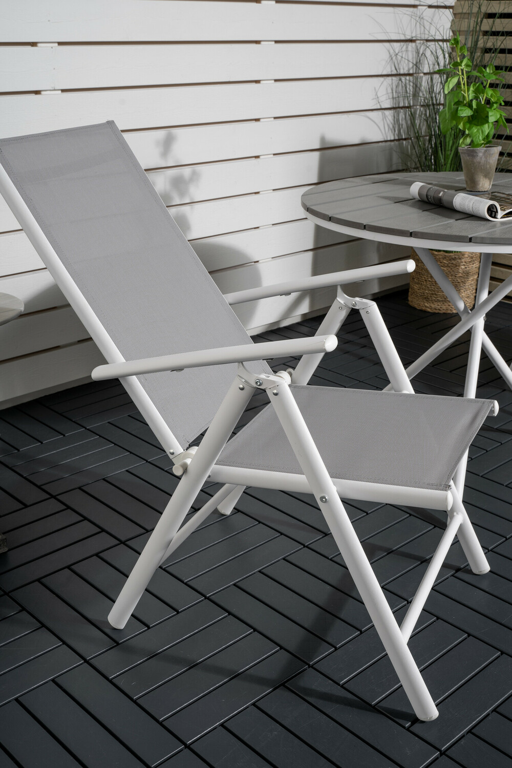 Komplet mize in stolov Dallas 2248