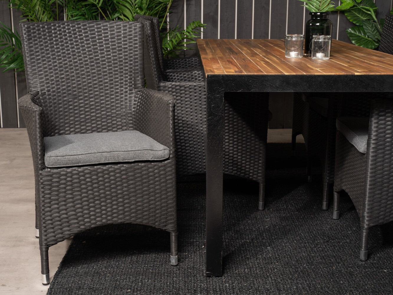 Komplet mize in stolov Dallas 2971