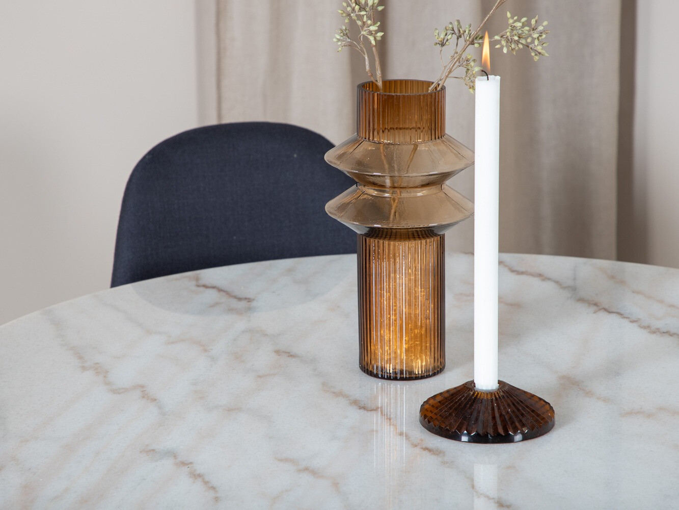 Jedilniški komplet Dallas 1613 (Črna)