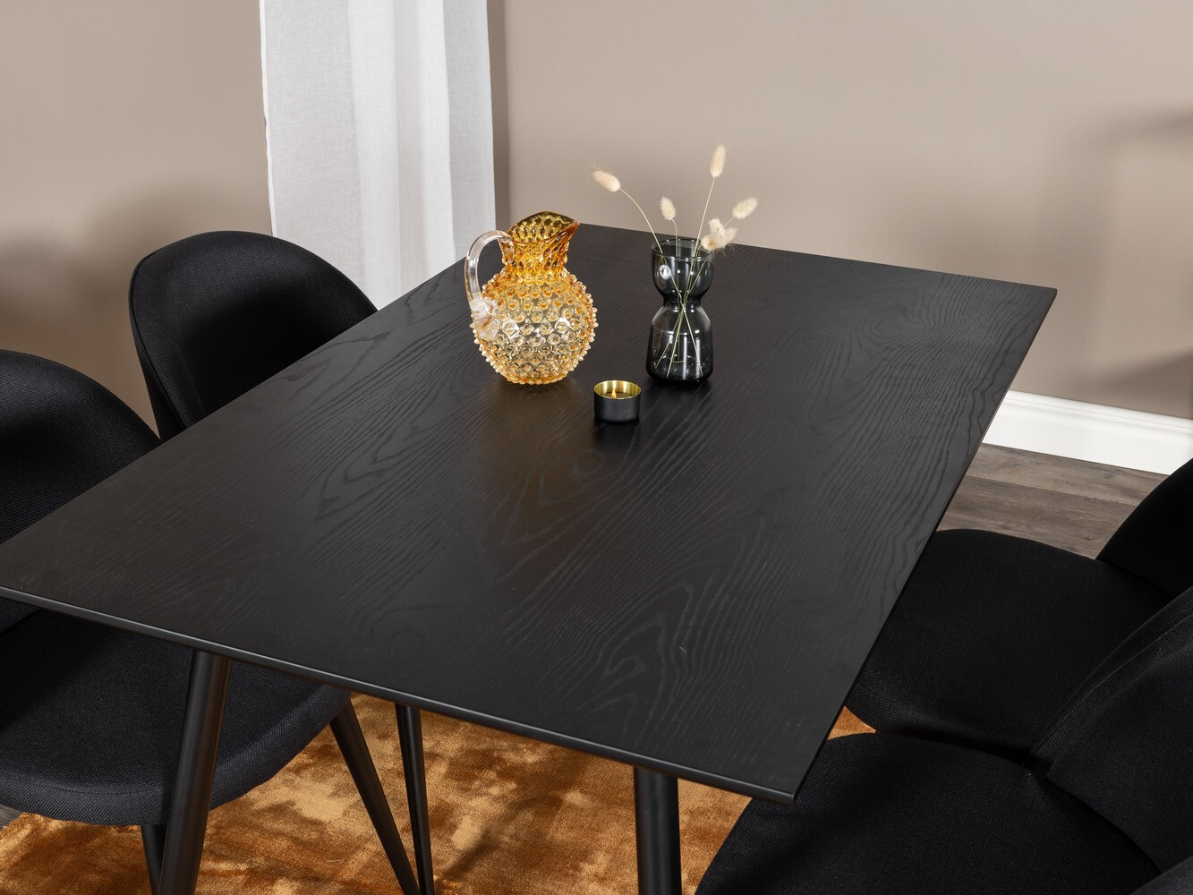 Jedilniški komplet Dallas 1692 (Črna)