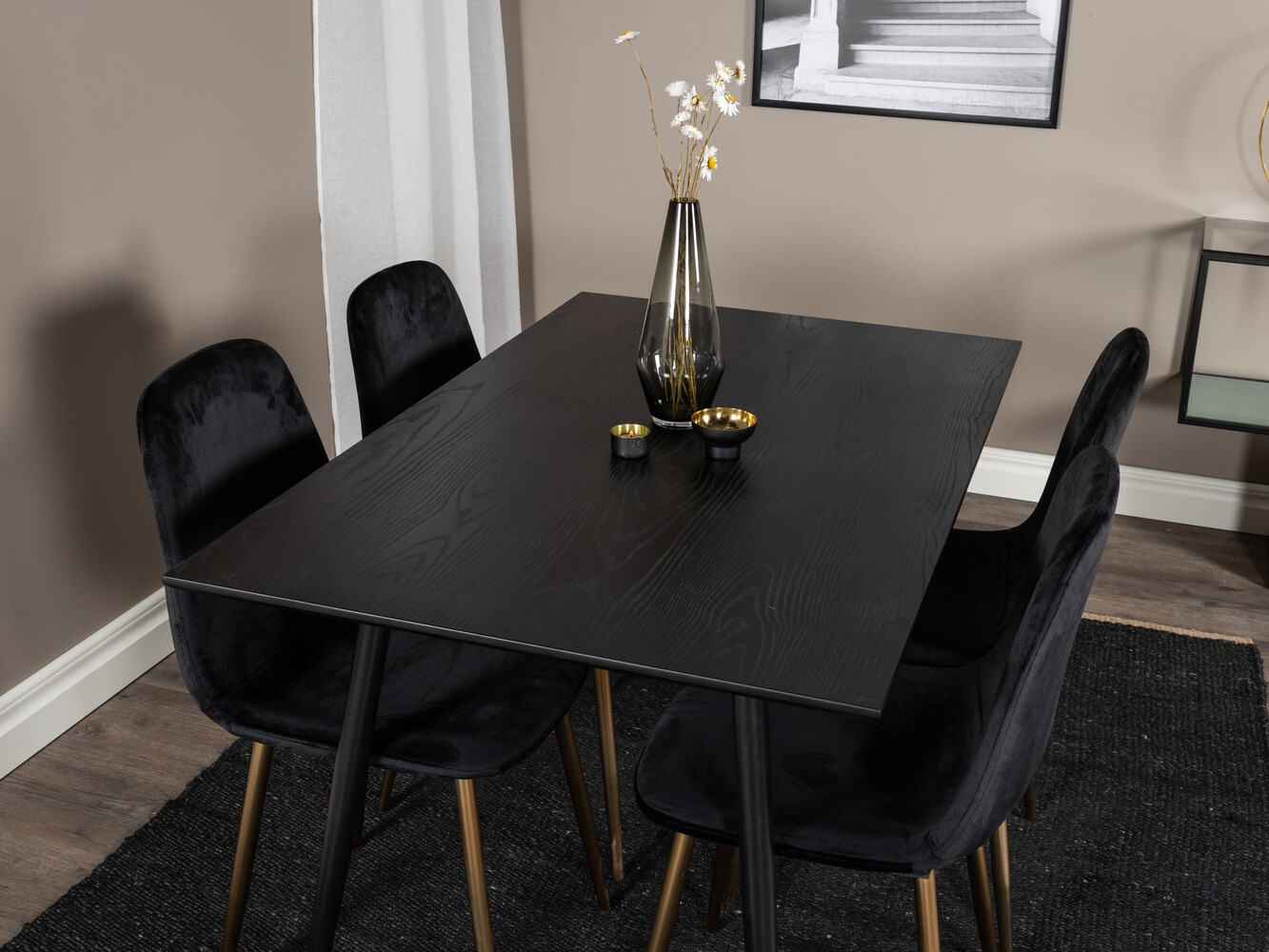 Jedilniški komplet Dallas 1693 (Črna)