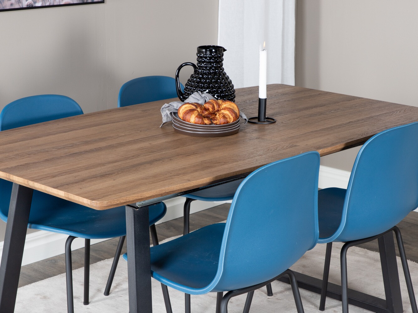 Jedilniški komplet Dallas 333 (Modra + Črna)