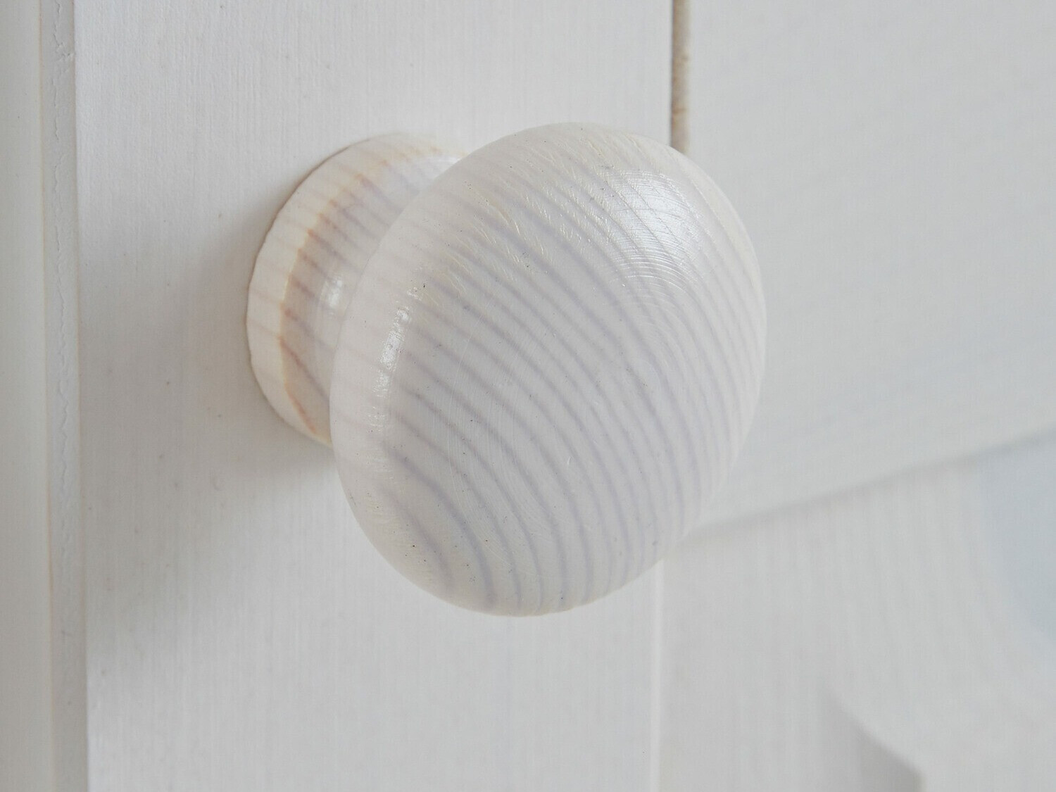 Omarica Cavfelo 104 (Bela + Bor)